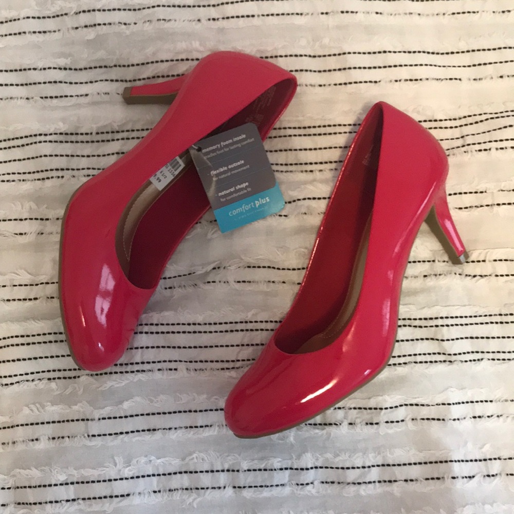 NWT Hot Pink Pumps